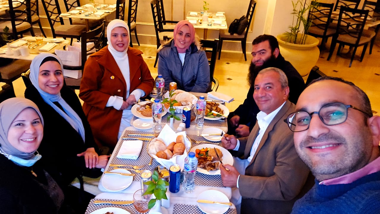 Decent Work G2 Alex Dec-2024(7).jpg